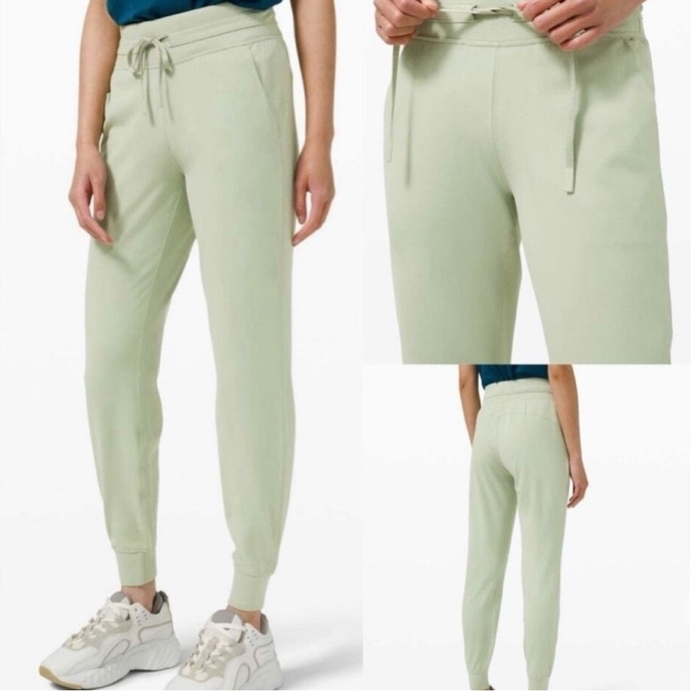 Lululemon Ready To Rulu Jogger in Green Fern size 8